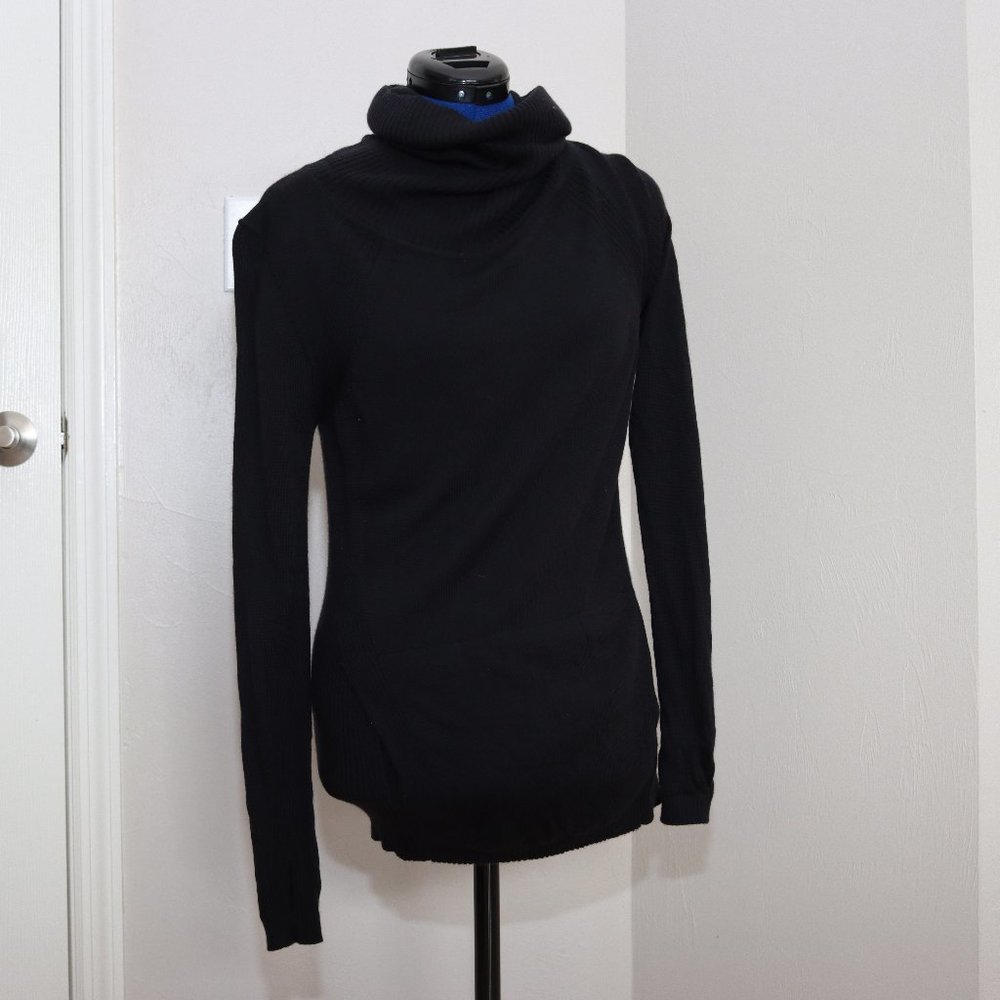 Lululemon Turtleneck Sweater with Pocket